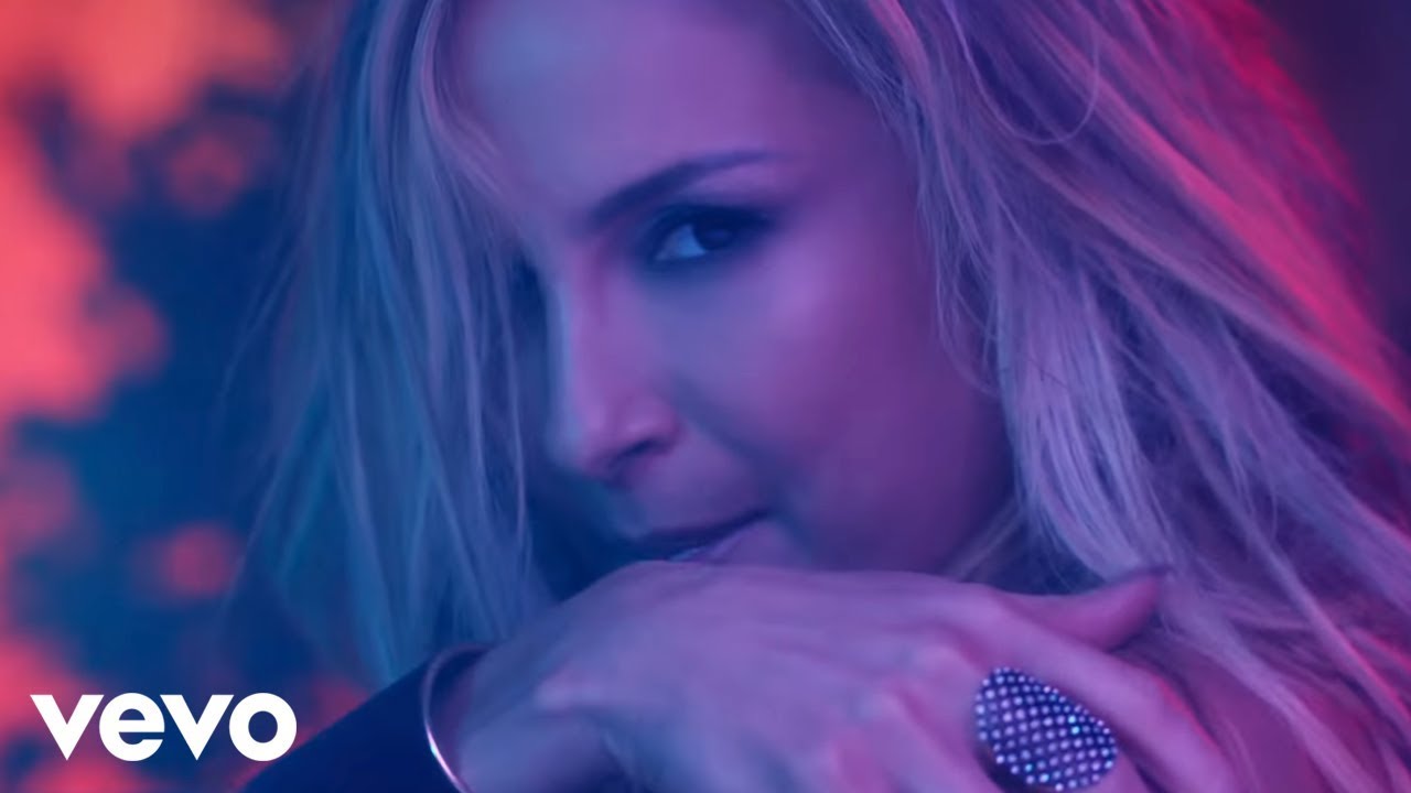 Claudia Leitte ft. Pitbull — Carnaval