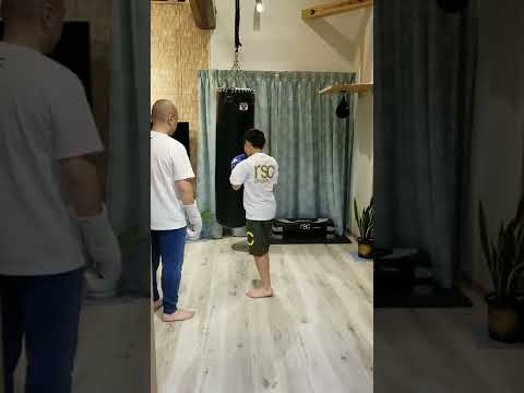 息子だろうが容赦しない　ガチのフェイントを入れる親父#shorts