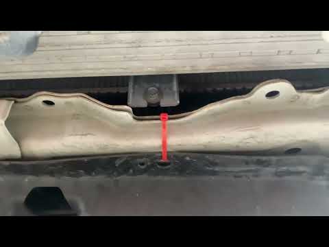 Loose Plastic Splash  Shield  , Screw Clip Fell Off , Dragging - Easy Fix #car