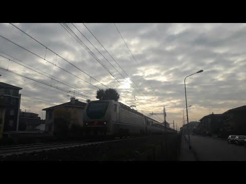 InterCityNight 795 in avvicinamento a Novara