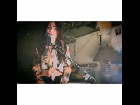 'O munno va (Pino Daniele) - Nadia Grace