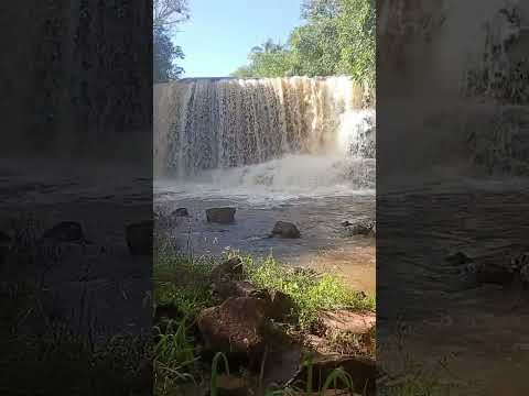 CACHOEIRA LINDA CIDADE MARILUZ PARANÁ #cachoeira #CACHOEIRAMARILUZ #CIDADEMARILUZPR #natureza