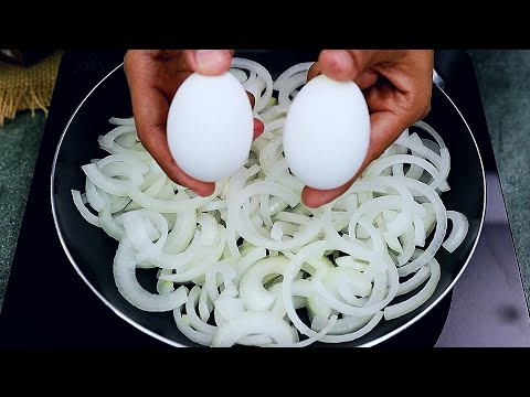 2 eggs and onions! Quick breakfast or dinner! Cheap and delicious snack!