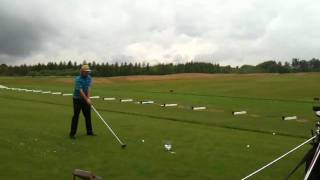 World Record holder Karsten Maas - trick golf - driving with a 4,09 meter long club