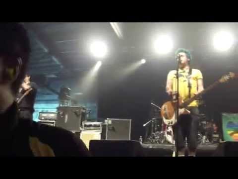 NOFX - Its My Job To Keep Punk Rock Elite -  Live at No Sleep Till Auckland New Zealand - 10/12/2010