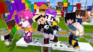 Playing as KPOP DEMON HUNTERS in Minecraft!