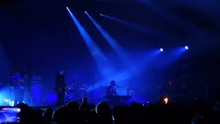 Ghinzu - The Dragster-Wave (Live @ L'Olympia)