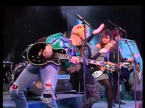 Bangles - Walk Like An Egyptian TOPPOP