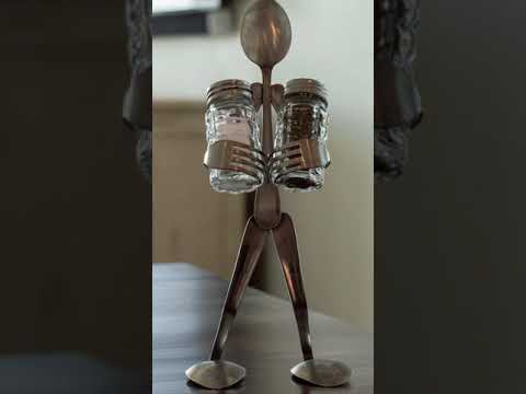 Knotty Pine Catering video.