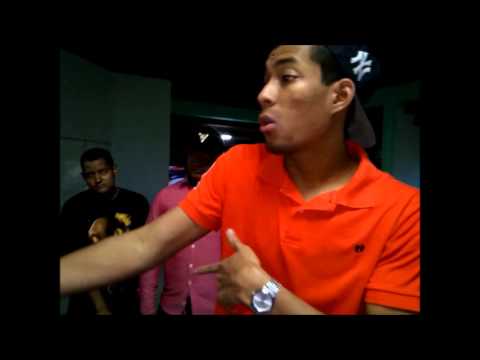 Primera Ronda - Machetazo Verbal Alexis vs MC Uz