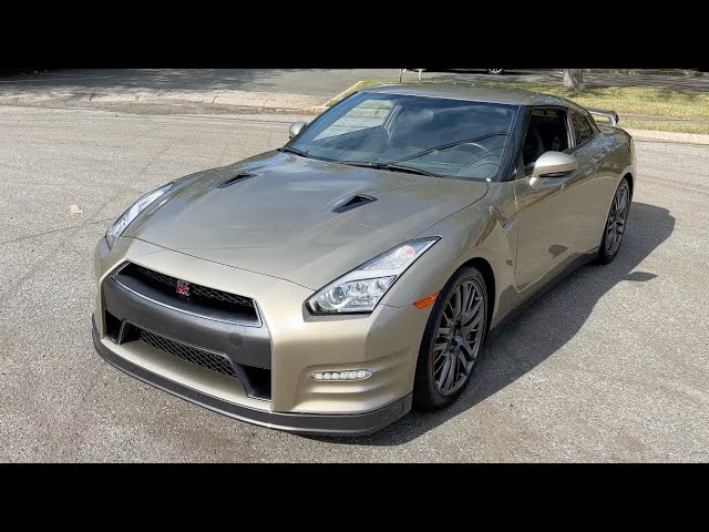 2016 NISSAN GT-R For Sale