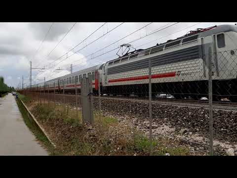 Un intercity 610, tra Xmpr e Sun