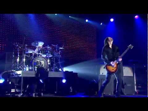 Alter Bridge Live from Wembley - "Blackbird"
