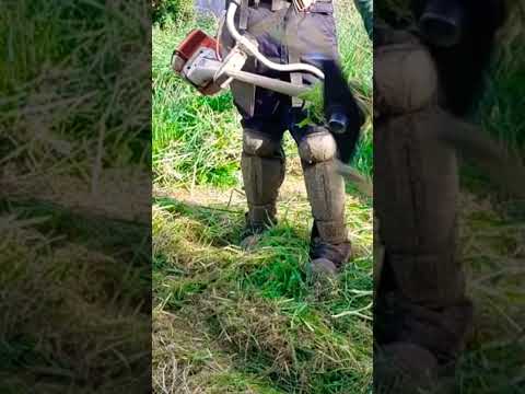 #desbrozadora Esto pasa con la cuchilla de puntas curvas cortando hierba
