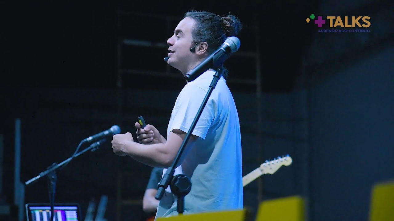 METAMORFOSE - um espetáculo sobre transformação da espécie humana