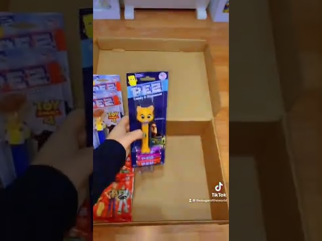 Vídeo relacionado con Toy Story Buzz Lightyear Toalla con Capucha Niño, Poncho Niño de Baño y Playa 100% Algodón, Suave y Absorbente, Toalla Piscina Infantil, Accesorio de Viaje y Vacaciones (Multi Buzz Lightyear)