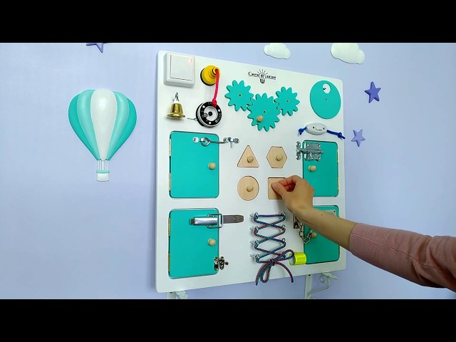 Видео Бизиборд Компакт с дверками (50*50 см.)