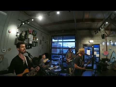 Thumbnail of Shut up and dance (Walk the Moon cover)