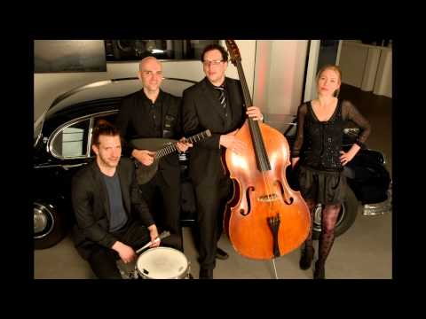 Moment's Notice feat. Judith Gippert - Body and Soul