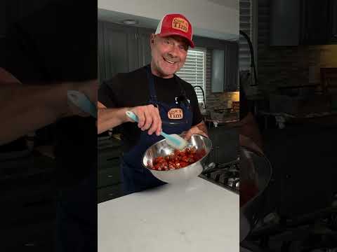 The most flavorful Pasta Sauce that you will make for the Holidays  #recipe in captions