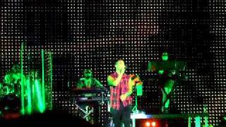 STAN WALKER HAMILTON CONCERT 20/02/2011....#inside out song... :)