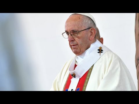 بعد اتهامه بالتستر على اعتداءات جنسية.. البابا فرنسيس يرفض الرد