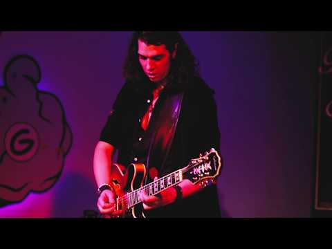 Popbüro Sessions *Live* #6: Flowers in Syrup - If It's True