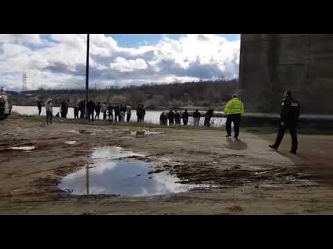 Operațiune de salvare la Cernavodă. O persoană a căzut în Canalul Dunăre Marea Neagră. Pompierii che