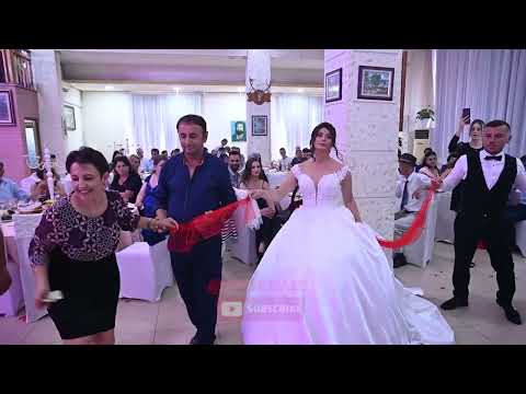 Familja nxjer ciftin ne valle rritet atmosfera ne  dasem pjesa 2