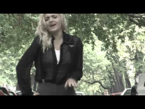 Christina Delaney - TY A JÁ | SOLO