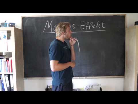 LekkerWissen WM Spezial -  Die Bananenflanke (Magnus Effekt)