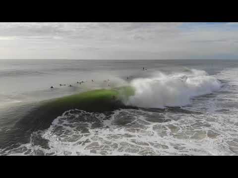 Drone footage of solid wave at La Gravière