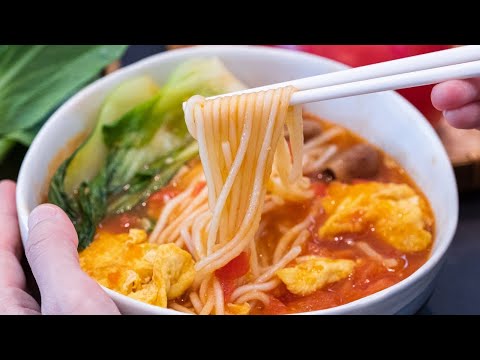 , title : 'Tomato Egg Noodle Soup | 15 Minute Dinner Recipe'