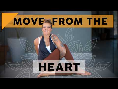 30 Minute Flowy Vinyasa Yoga Practice For An Open Heart