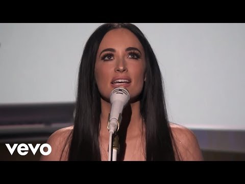Kacey Musgraves - Space Cowboy (Live From The Tonight Show Starring Jimmy Fallon)