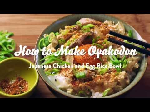 How to Make Oyakodon (Japanese Chicken and Egg Rice Bowl)
