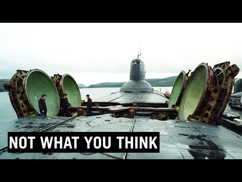 Why The Largest Submarine In The World Wasn’t Big Enough