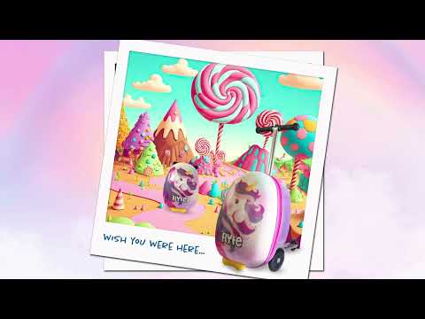 Pack your unicorn case and scoot away with Flyte.