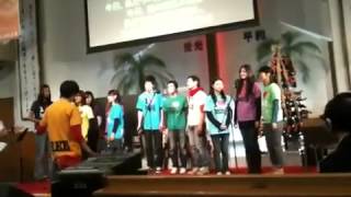 JESUS BORN ON THIS DAY LYRICS - AVALON - Nagoya Christmas party &#39;free&#39; band singing for us in Japan