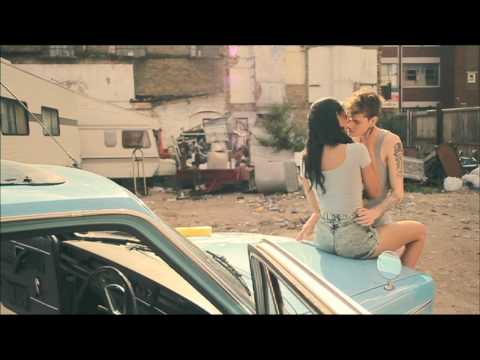 Alex Gaudino - I'm In Love (I Wanna Do It) - Official Video