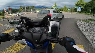 Honda Forza Ano 2022 e BMW M4 fazendo barulho na cidade