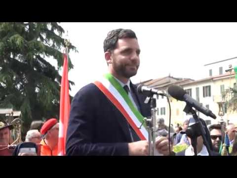 A PISTOIA SINDACO CONTESTATO ALLA CERIMONIA DEL 25 APRILE