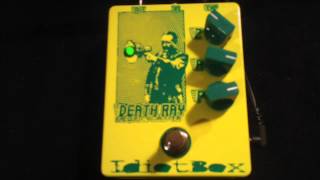 Video thumbnail for IdiotBox Death Ray Frequency Mangler - BASS Demo by MrExcane
