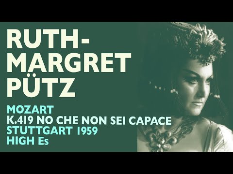 Ruth-Margret Pütz leaps through acrobatic coloratura