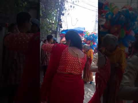 Herna oie batuli yesari ho nachne baruli kammar marakkai bhachne.. teej song by Pashupati Sharma