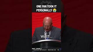 He BOOED with his whole chest ????
