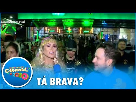 Lívia Andrade “perde equipe” e demonstra nervosismo antes de desfile