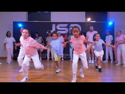 Malaia - Studio Bros | Julien Moraux choreography