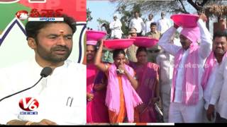 Savitri Funny Satire on TRS Party Pink Color Sentiment | Teenmaar News - V6 News