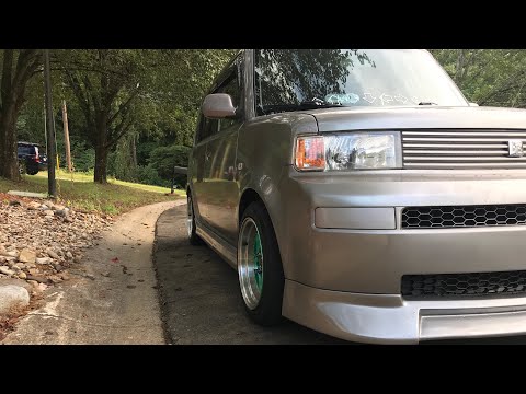 Scion xB: How To Install Lowering Springs